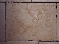 pavimento anticato a mano ricavato da pietre di recupero scapezzato a mano <br>
(spessore 20 mm.Opus Roman)<br>
prezzo  euro 140,00 per m2 IVA comp.